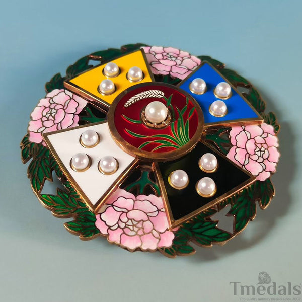 Republic of China Order of Rank and Merit – First Class – Full-Size Museum Replica with Case
