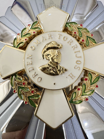 Panama – Order of Omar Torrijos Medal Badge – Original Full Set with Box