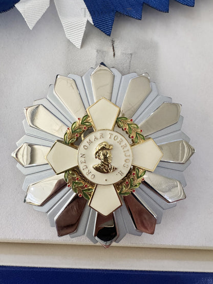 Panama – Order of Omar Torrijos Medal Badge – Original Full Set with Box