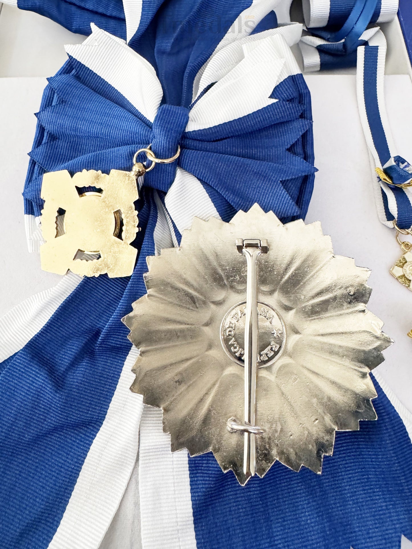 Panama – Order of Omar Torrijos Medal Badge – Original Full Set with Box