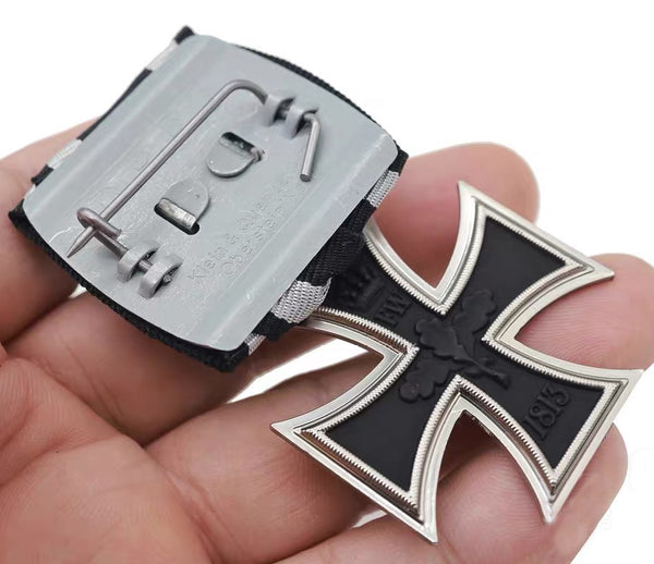German Iron Cross 1870 2nd Class, 25-Year Oak Leaves & 1914 Spange Replica