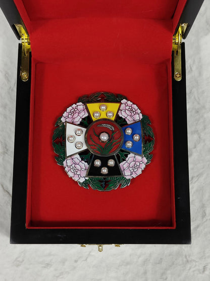 Republic of China Order of Rank and Merit – First Class – Full-Size Museum Replica with Case