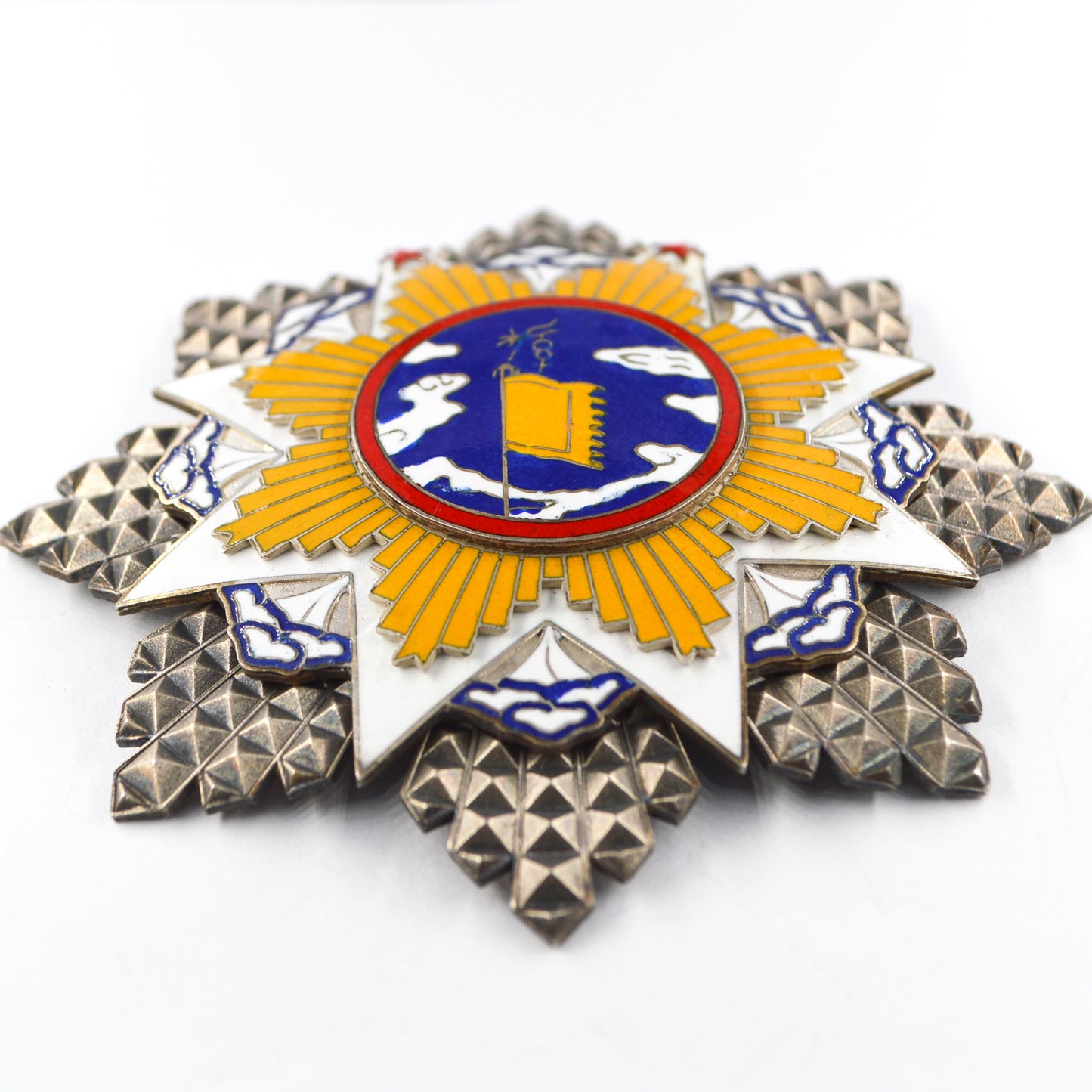 Chinese CHINA REPUBLIC Order of the Cloud and Banner second class Replica