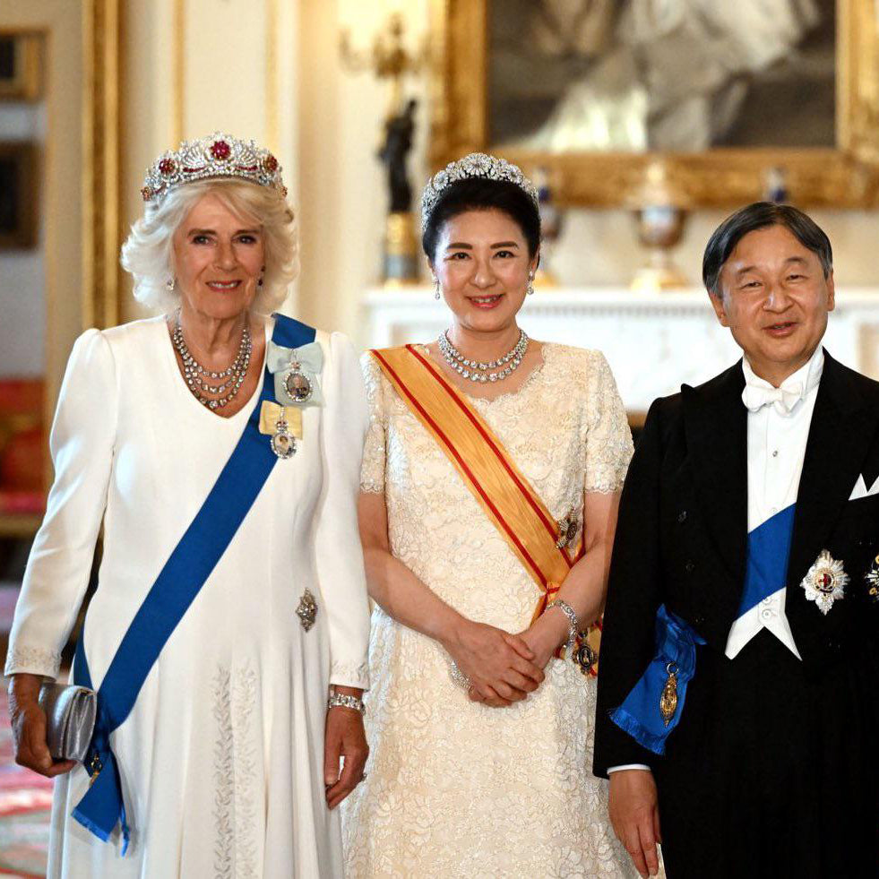 Order of the Garter Ladies' Sash & Lesser George Badge