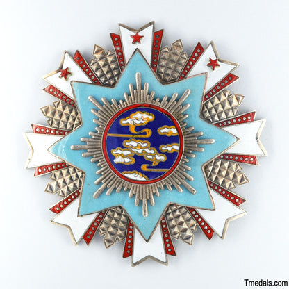 Chinese Republic – Order of Propitious Clouds Breast Star – Full-Size Museum Replica