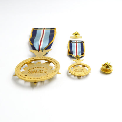 Cased U.S. USA Space MOH Space Medal of Honor Short Ribbon Version ww12 Badge Order