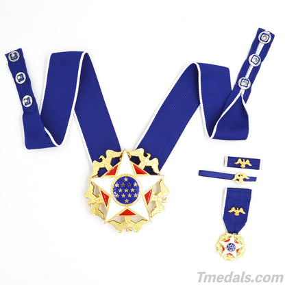 U.S. Order Presidential medal of freedom with distinction PMOF USA WW12 Badge