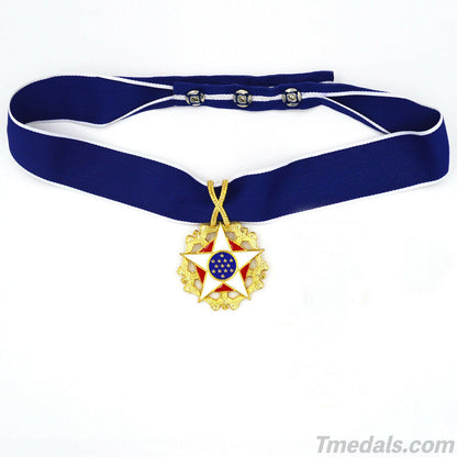 Cased US Order Badge Presidential Medal of Freedom, Medallion with Neck Ribbon