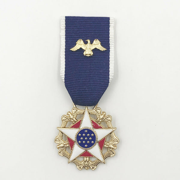 U.S. Order Presidential Medal of Freedom with Distinction mini Miniature Medal USA Badge