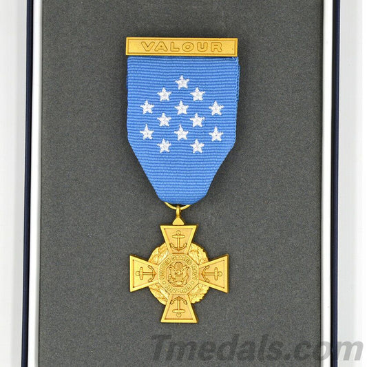 Cased U.S. Medal of Honor – Tiffany Cross 1919–1942 Navy – Museum Replica