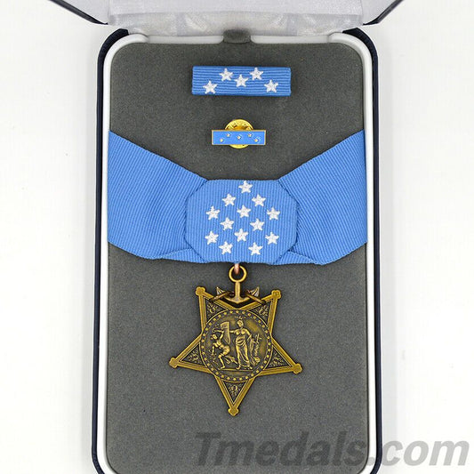 CASED U.S. USA Medal of Honor Navy MOH Ribbon Bar Congressional Replica Reproduction Order Badge WW12 COPY Repro