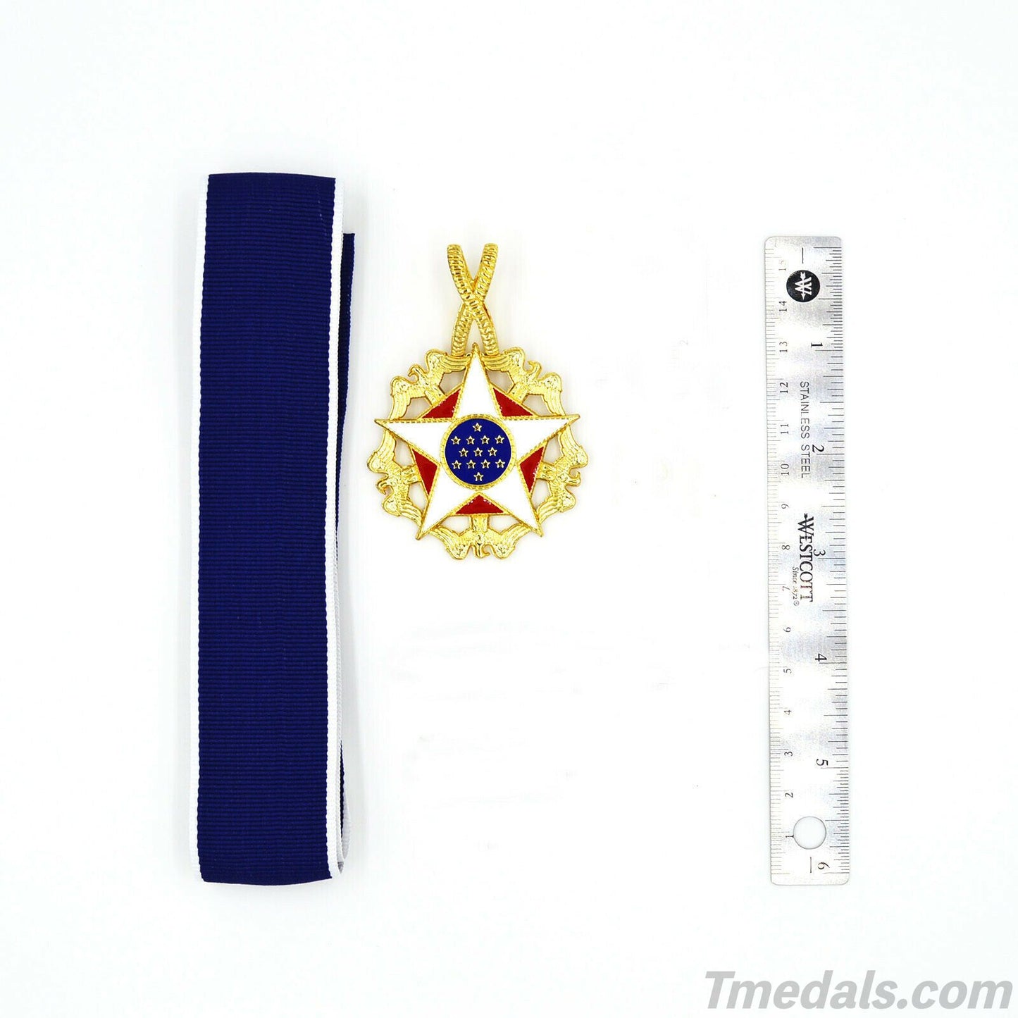 Cased US Order Badge Presidential Medal of Freedom, Medallion with Neck Ribbon