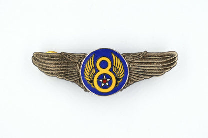 U.S. USA WWII WW12 8TH AIR FORCE WINGS BADGE PIN Medal ENAMEL