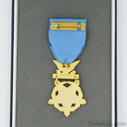 U.S. Medal of Honor Army WWI 1914–1918 – Full-Size Brass Museum Replica with Case