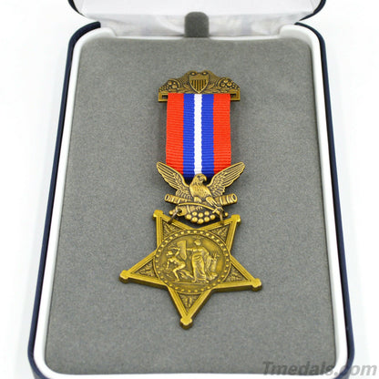 Cased U.S. Medal of Honor – Civil War Army 1896–1903 – Full-Size Museum Replica