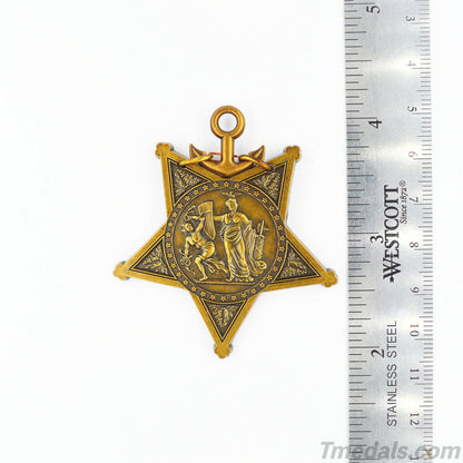 U.S. USA  Medal of Honor Navy Medal Only MOH Order Badge WW12 Replica