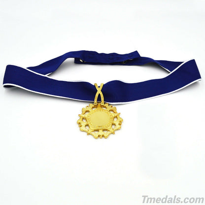 Cased US Order Badge Presidential Medal of Freedom, Medallion with Neck Ribbon