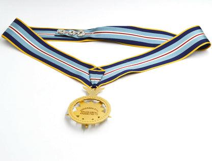 Cased U.S. USA Space MOH Space Medal of Honor MOH Neckribbon Version ww12 Badge Order