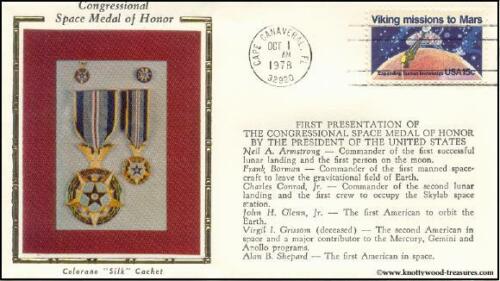 Cased U.S. USA Space MOH Space Medal of Honor Short Ribbon Version ww12 Badge Order