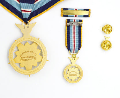 Cased U.S. USA NASA Space MOH Space Medal of Honor Neckribbon Version ww12 Badge Order