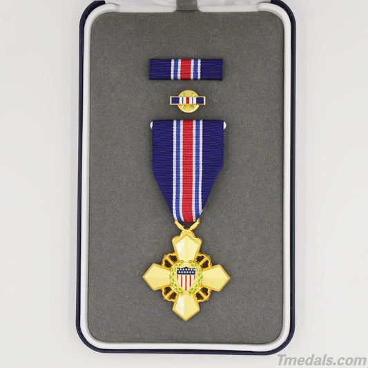 U.S. Coast Guard Cross – Full-Size Museum Replica with Ribbon Bar, Lapel Pin & Case