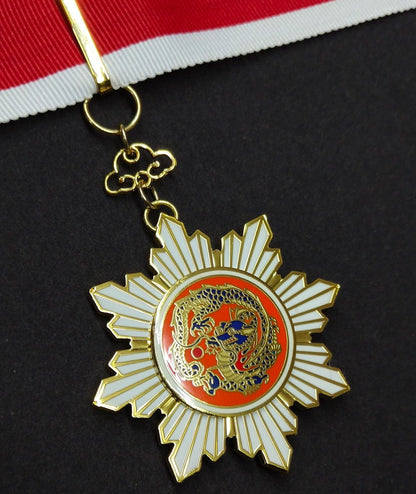 China Republic Qing Dynasty Order of the blue dragon third 3rd Grade 青龍勛章 replica