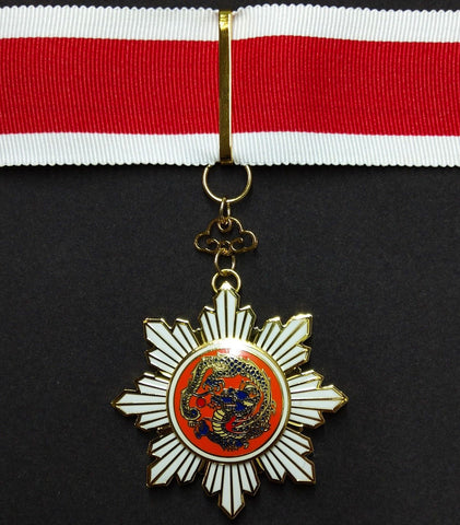 China Republic Qing Dynasty Order of the blue dragon third 3rd Grade 青龍勛章 museum replicb